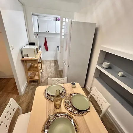 Apartment 50m De La Grande *